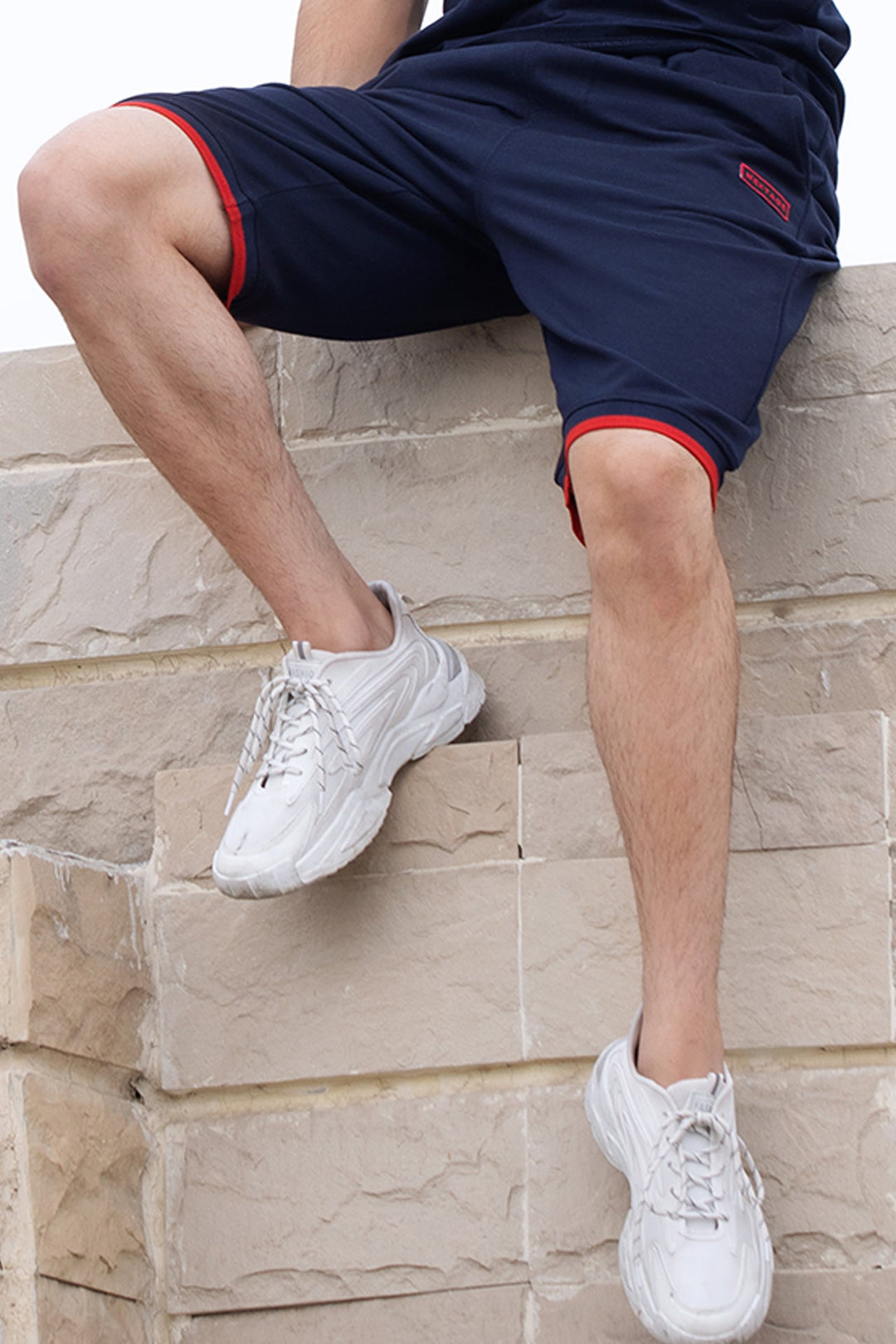 NAVY RED CONTRAST POCKET DETAIL MEN SHORTS