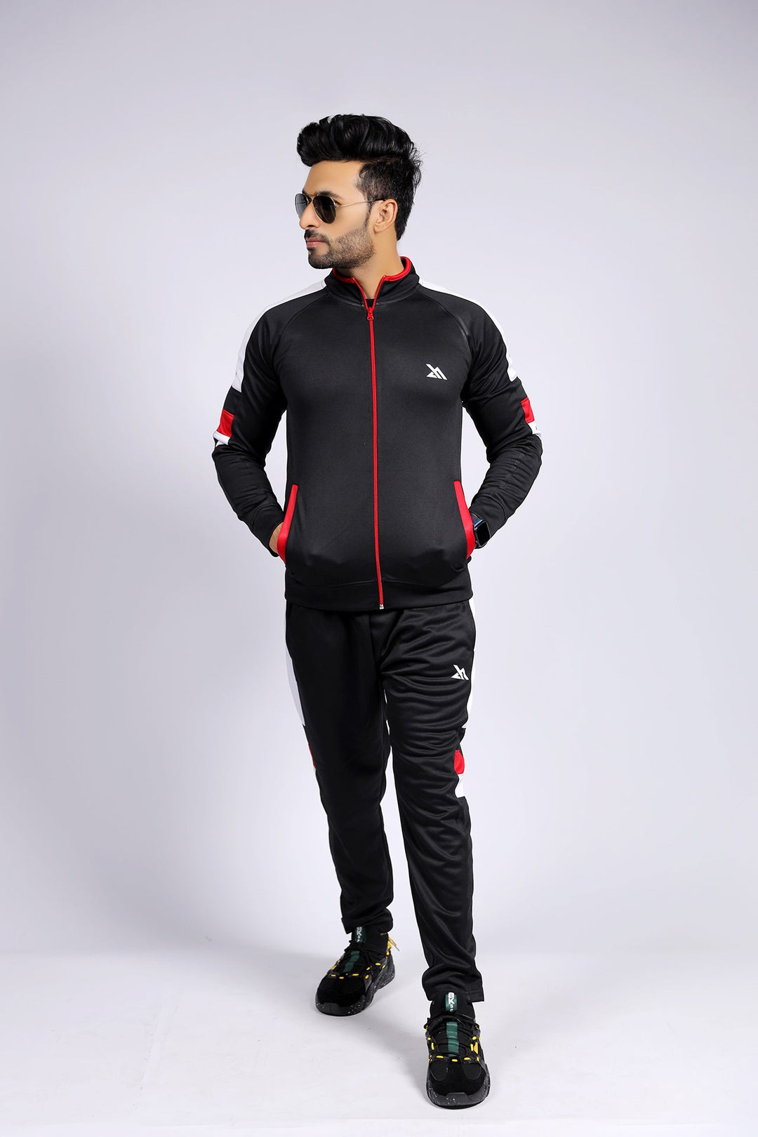 BLACK REGLAN SLOGAN TRACKSUIT